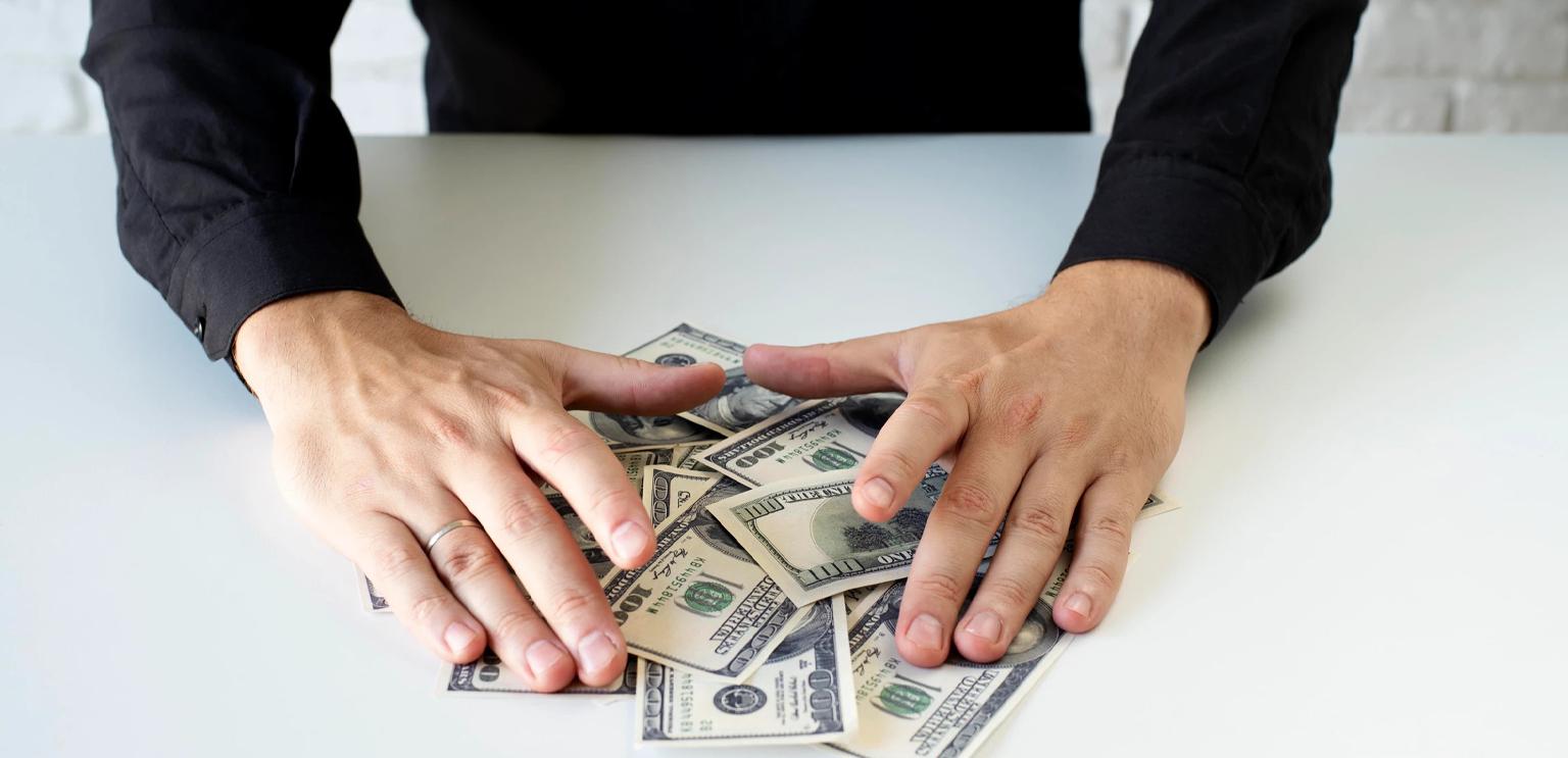 Ilustración sobre prevención de lavado de dinero en empresas